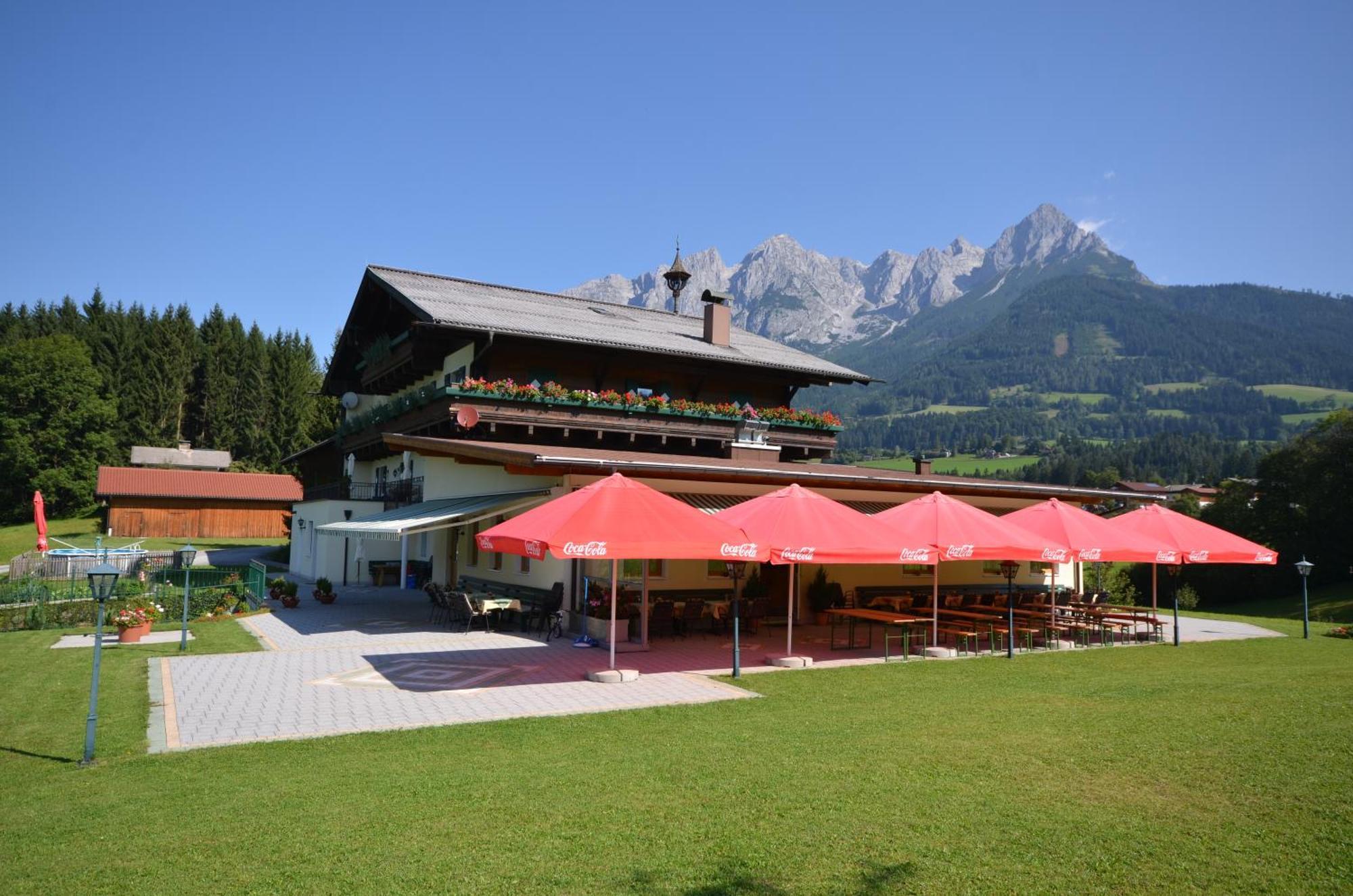 Landgasthof Hotel Zehenthof Пфарверфен Екстериор снимка