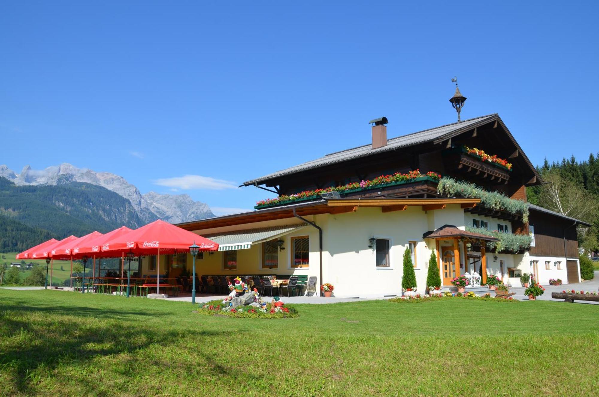 Landgasthof Hotel Zehenthof Пфарверфен Екстериор снимка