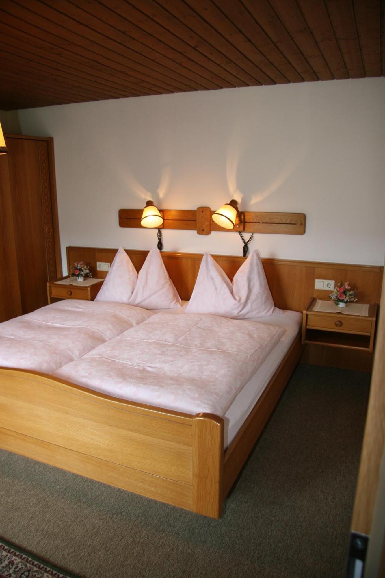 Landgasthof Hotel Zehenthof Пфарверфен Екстериор снимка