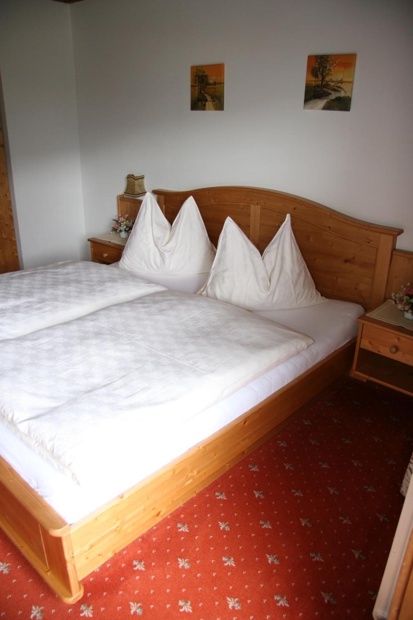 Landgasthof Hotel Zehenthof Пфарверфен Екстериор снимка