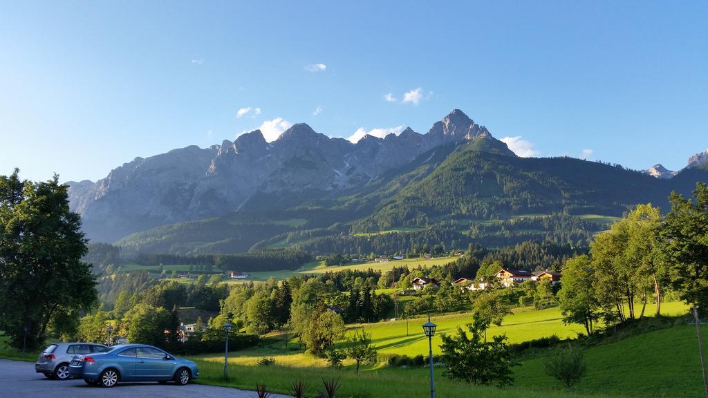 Landgasthof Hotel Zehenthof Пфарверфен Екстериор снимка