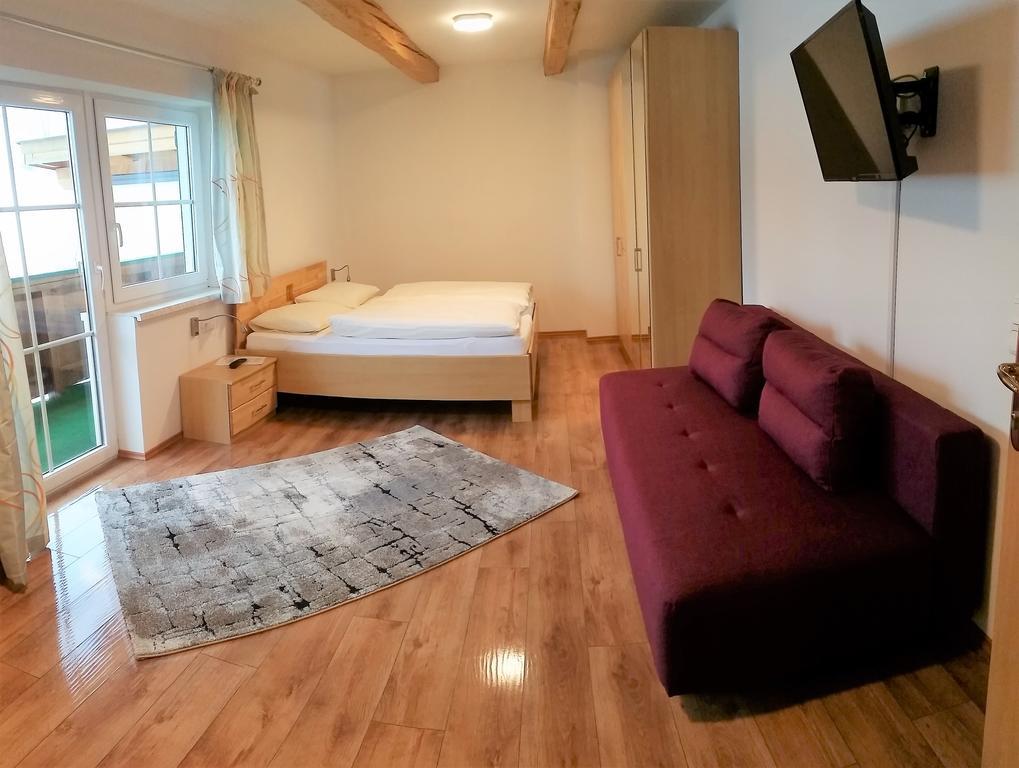 Landgasthof Hotel Zehenthof Пфарверфен Екстериор снимка