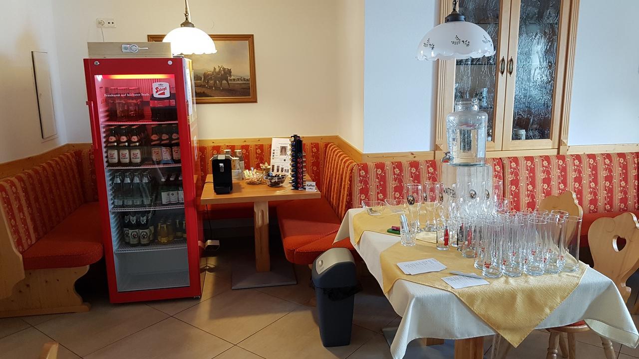 Landgasthof Hotel Zehenthof Пфарверфен Екстериор снимка