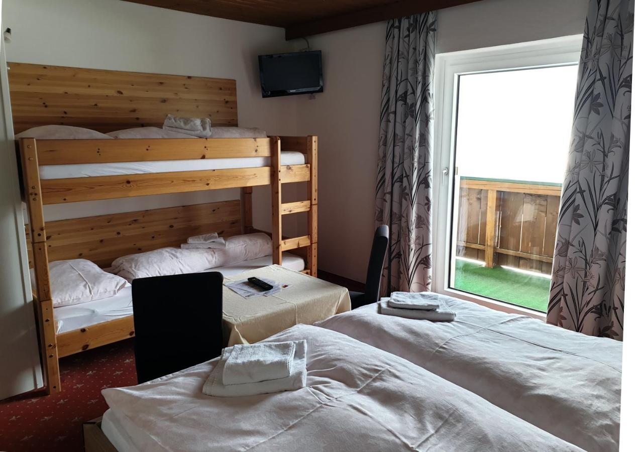 Landgasthof Hotel Zehenthof Пфарверфен Екстериор снимка