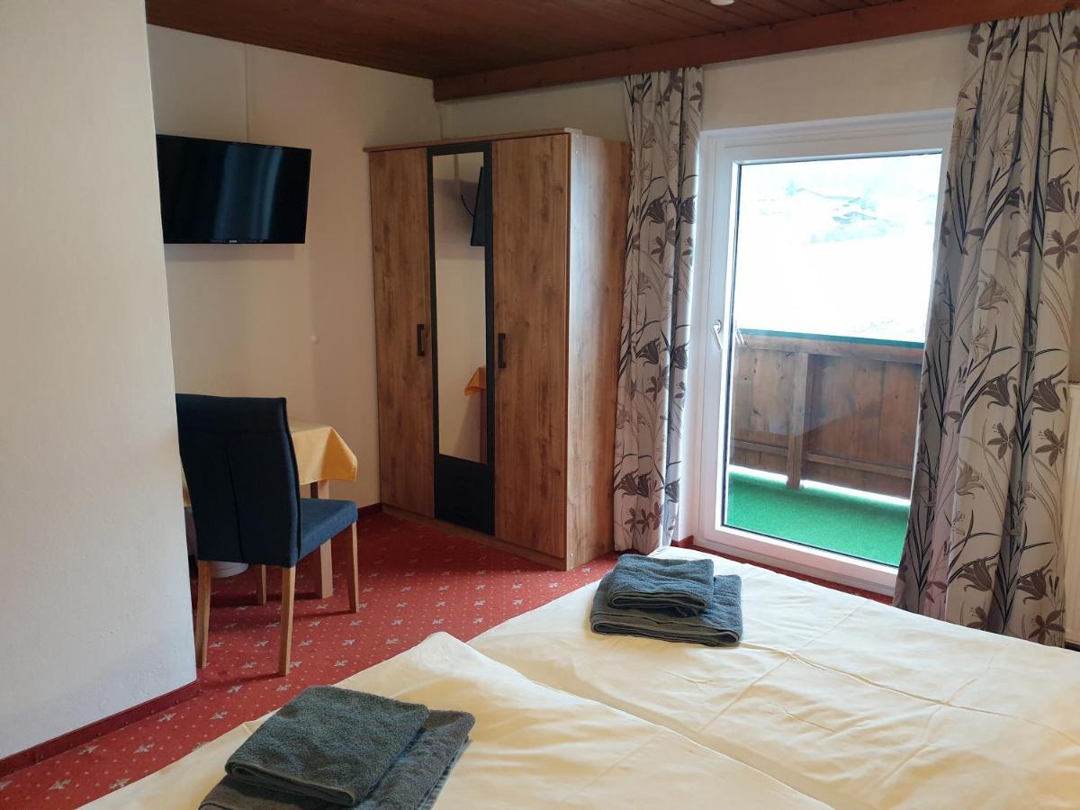 Landgasthof Hotel Zehenthof Пфарверфен Екстериор снимка