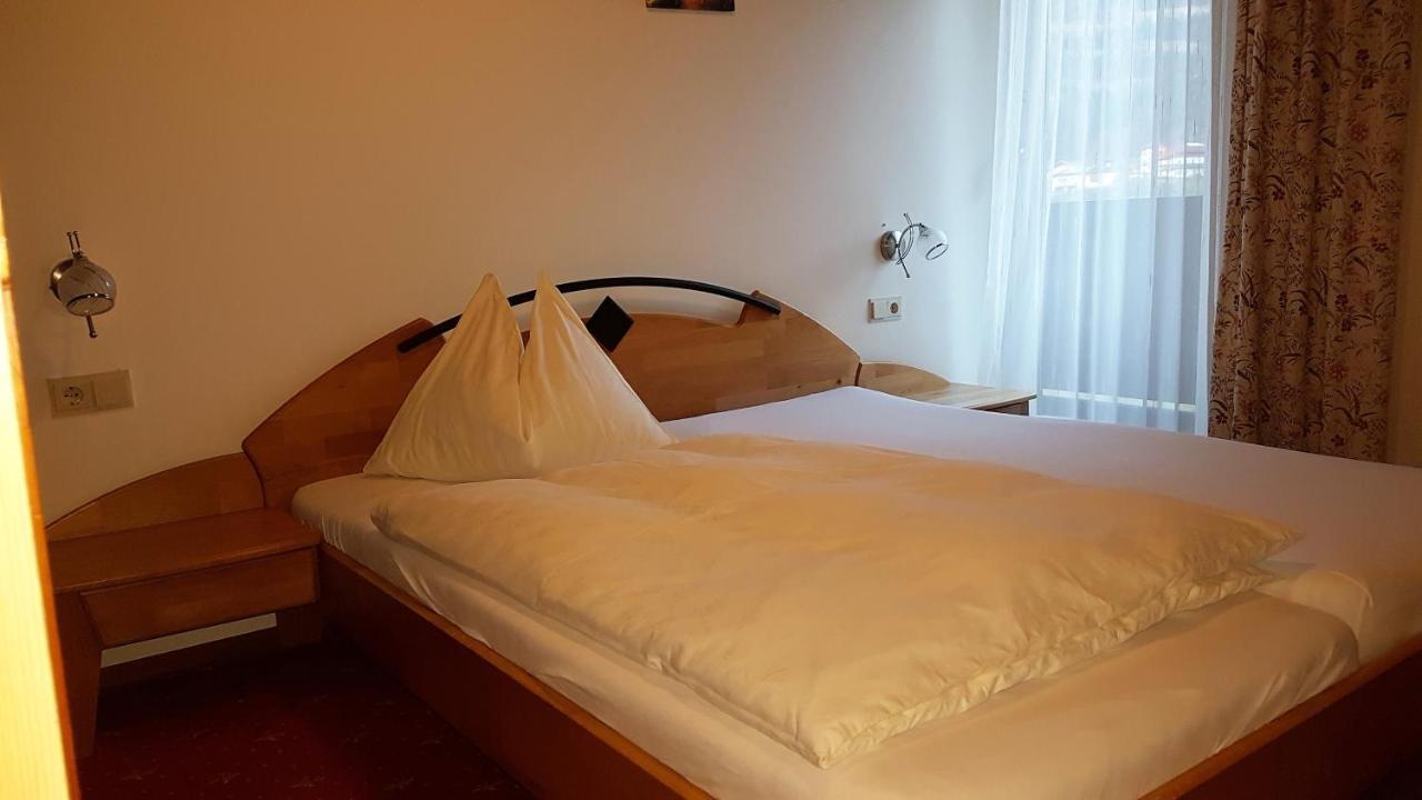 Landgasthof Hotel Zehenthof Пфарверфен Екстериор снимка