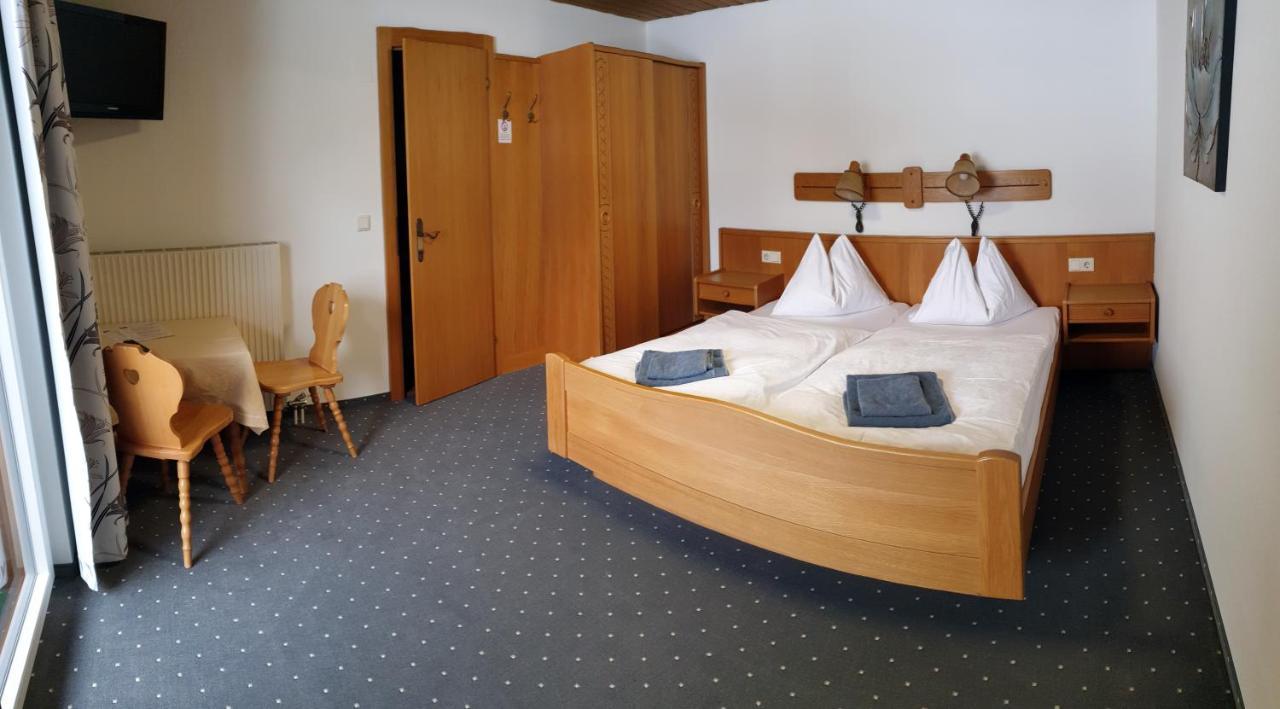 Landgasthof Hotel Zehenthof Пфарверфен Екстериор снимка